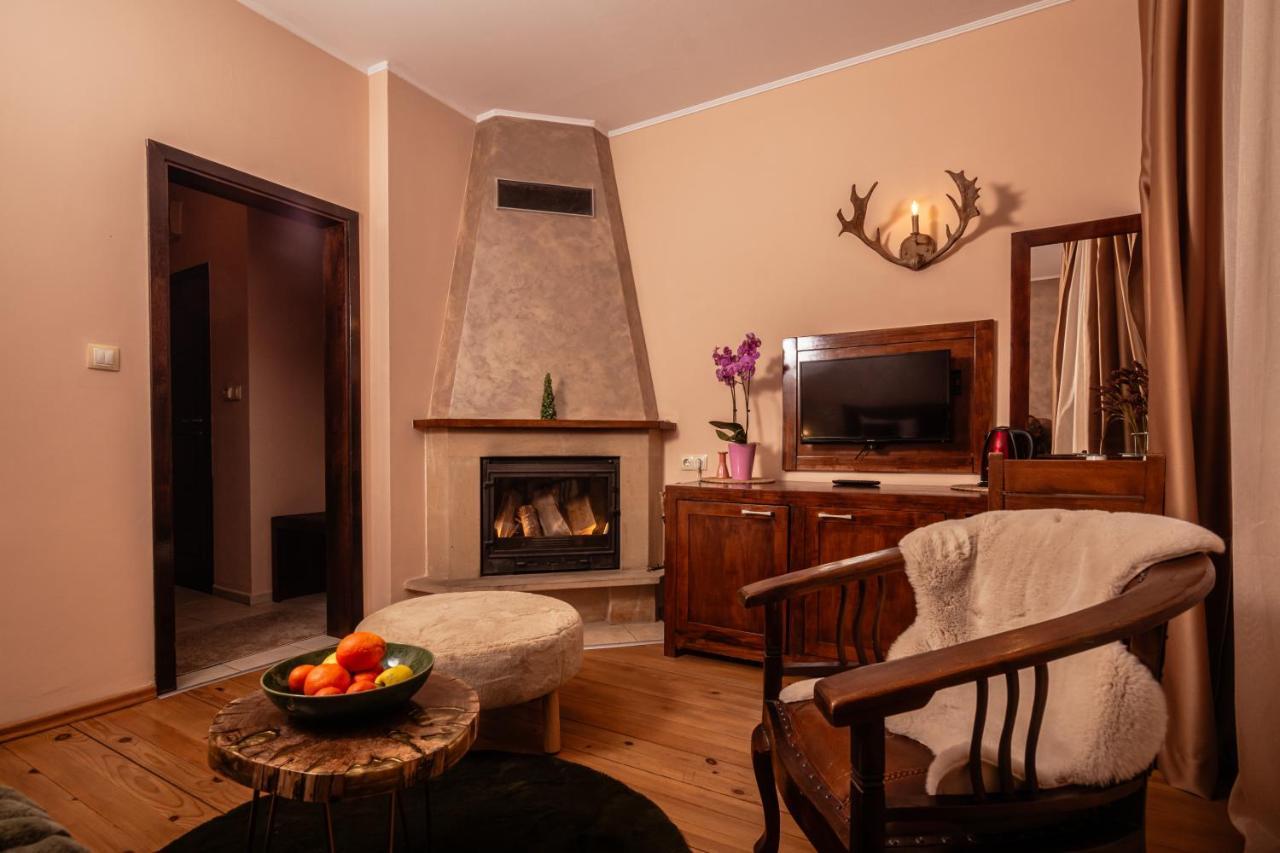Hotel Smilen Smolyan Exteriör bild