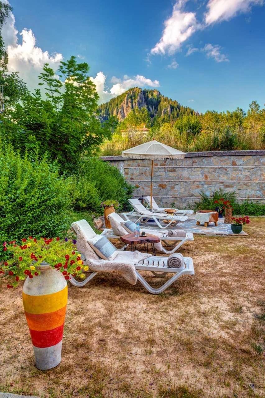 Hotel Smilen Smolyan Exteriör bild