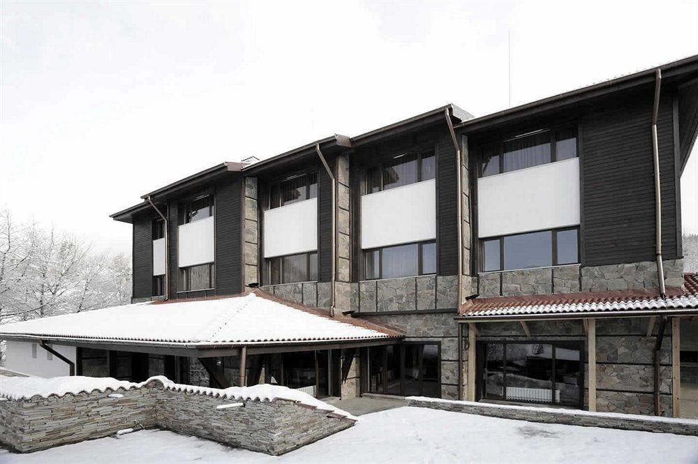Hotel Smilen Smolyan Exteriör bild